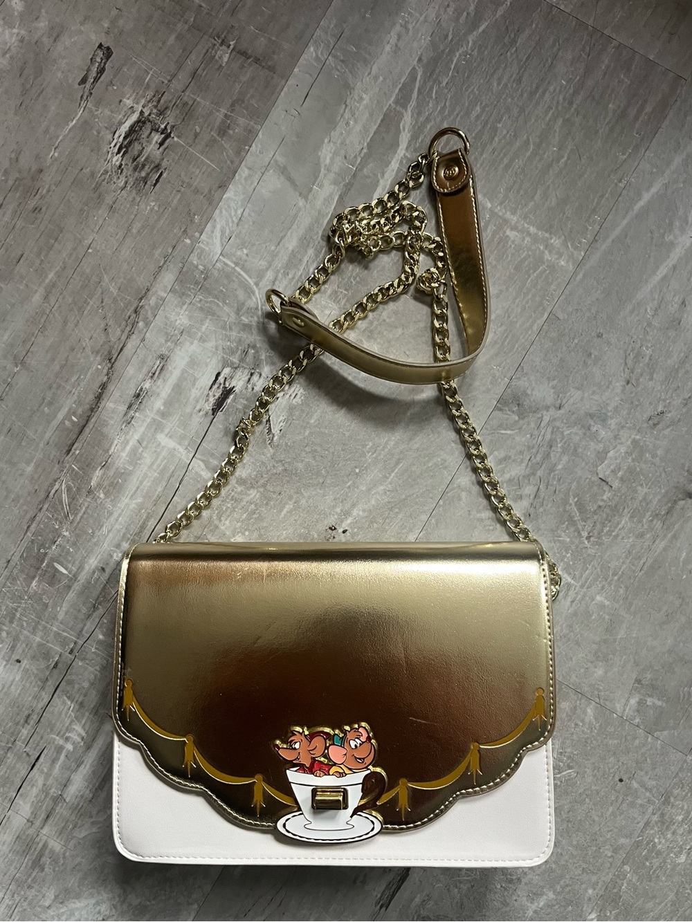 Loungefly Gold and White Teacup Novelty Crossbody Bag cat mouse